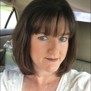 Meet your Posher, Anita